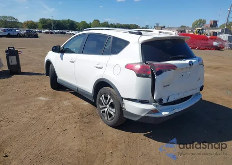 2017 Toyota Rav4 Le z USA, uszkodzony, nr VIN JTMBFREV9HD199523